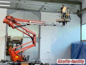 Chemische Reinigung der Lagerhalle